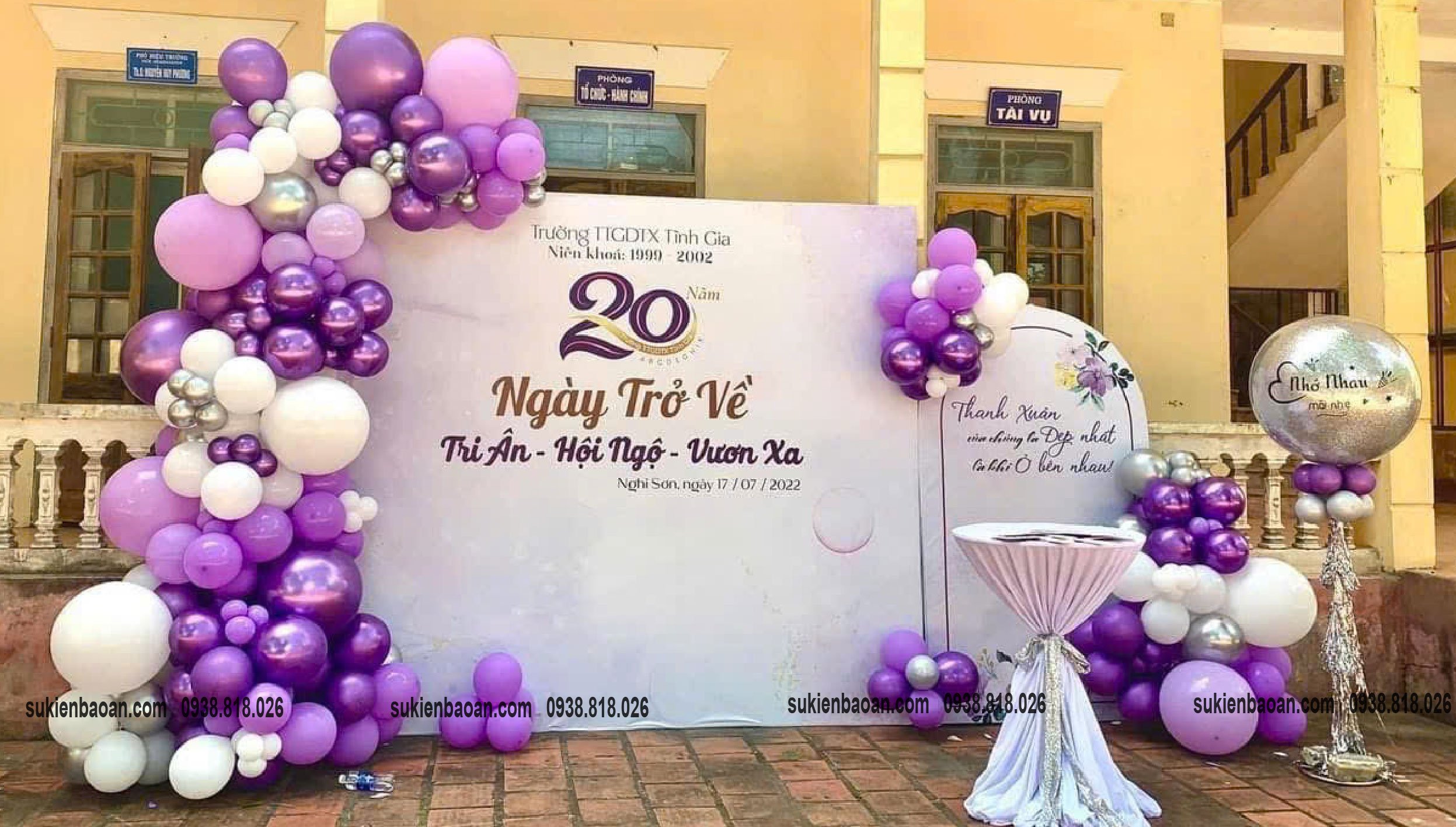 trang trí backdrop kỷ niệm ngày ra trường