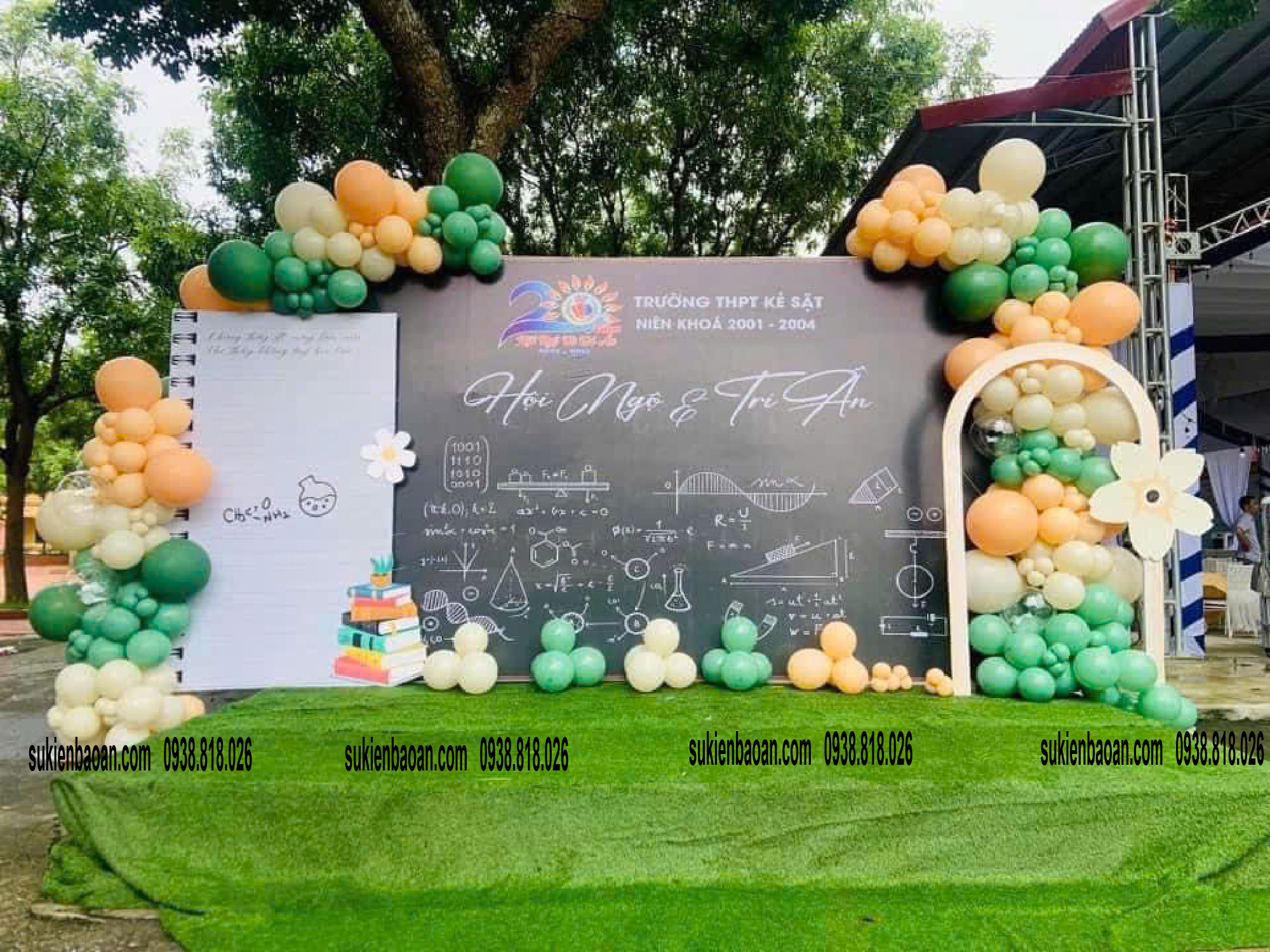 trang trí backdrop họp lớp