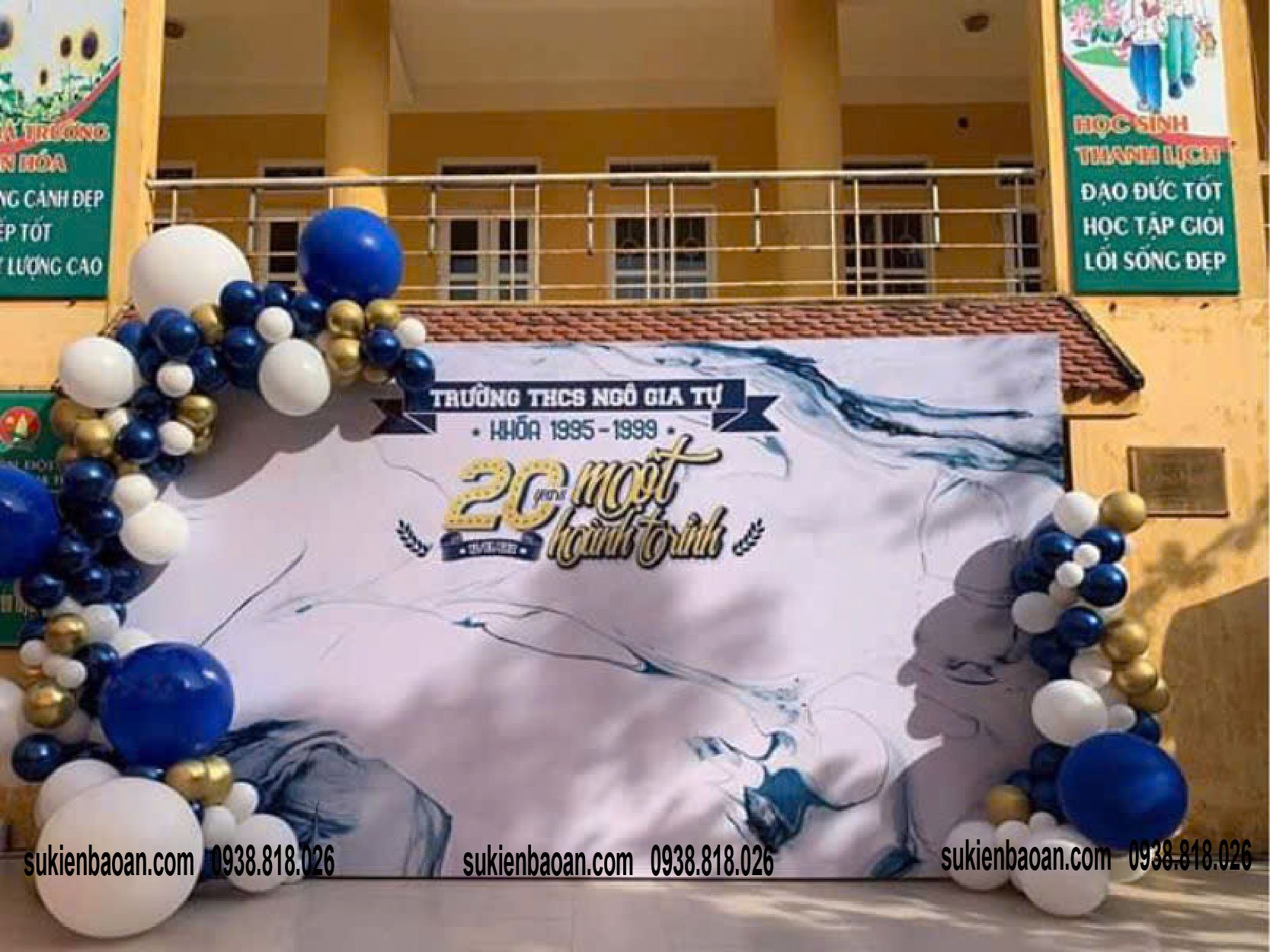 trang trí backdrop họp lớp