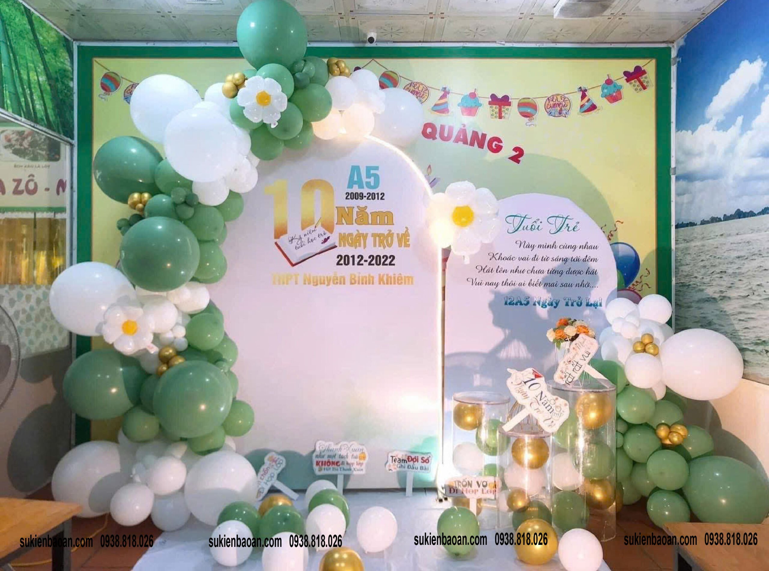 trang trí backdrop họp lớp
